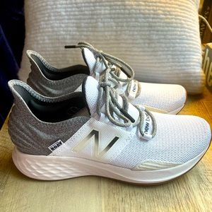 New Balance Fresh Foam Roav